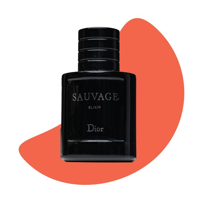 Dior Sauvage Elixir عطر Dior Sauvage Elixir: ادویهای، چوبی، لوکس، بسیار ماندگار