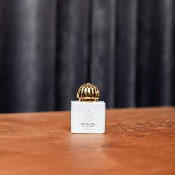 عطر زنانه Amouage Honor Woman: لطافت سفید، وقار کلاسیک و احساسات شاعرانه